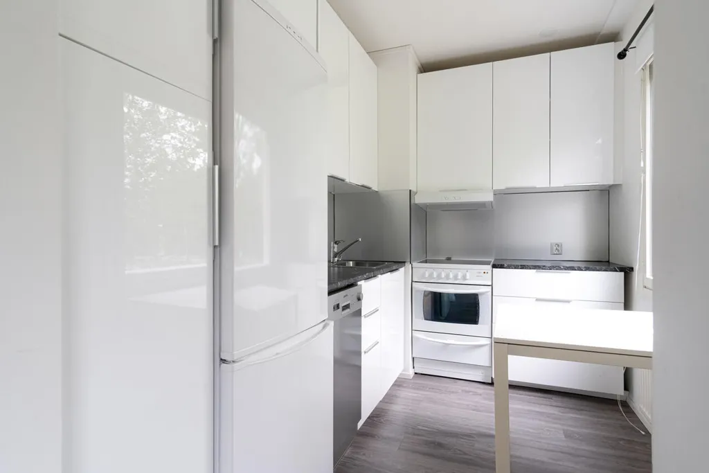 Cuisine - Compact Apartment with Garden in Ortelanveikko