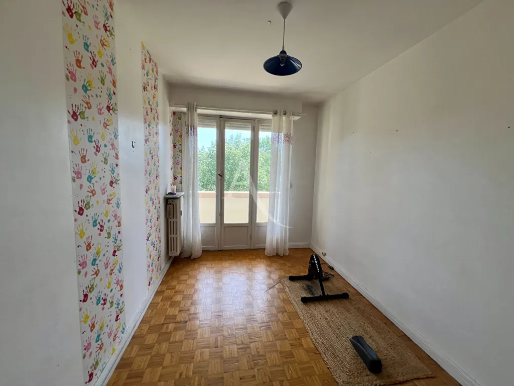 Pièces - Appartement Duplex avec Balcons à Pau
