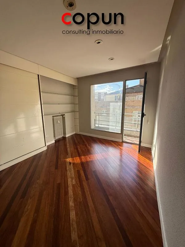 Rooms - Apartment with Terrace in Oviedo Centre