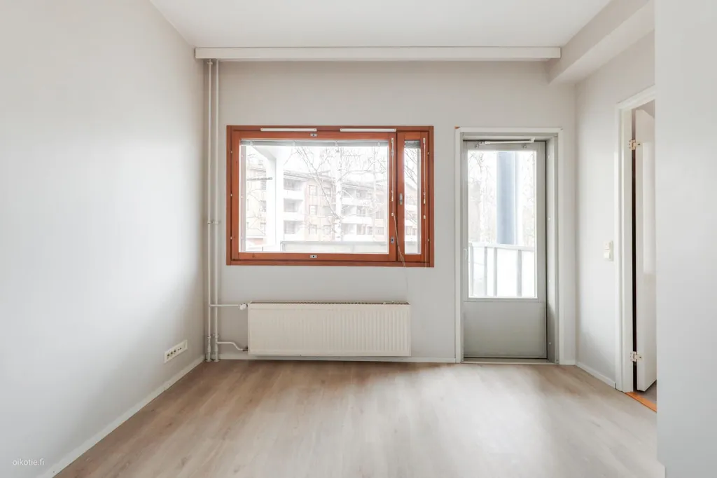 Pièces - Two-Room Flat with Sauna in Myyrmäki