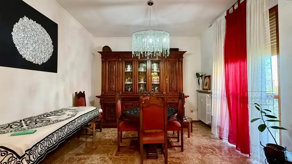 Salle à manger - Apartment with Balcony in Alessandria