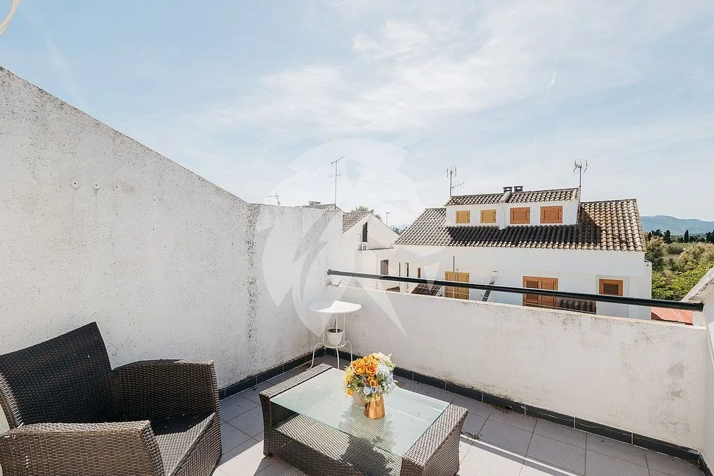 Terrass - House with Pool and Terrace in Almardà