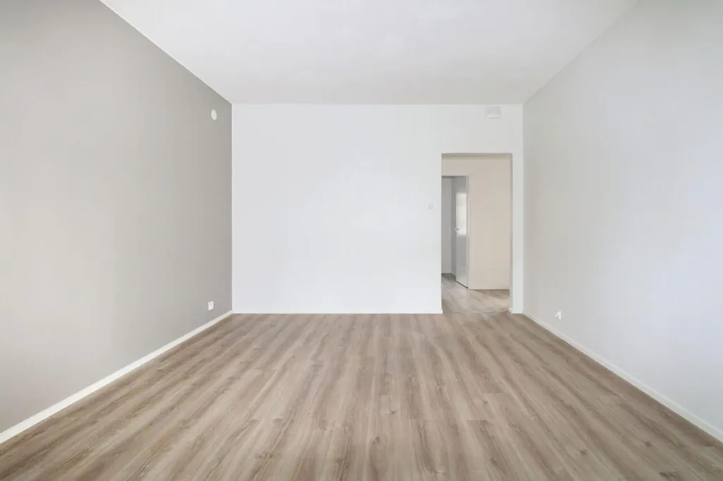 Stanze - Need-Based Apartment with Balcony in Mustamäki, Hyvinkää