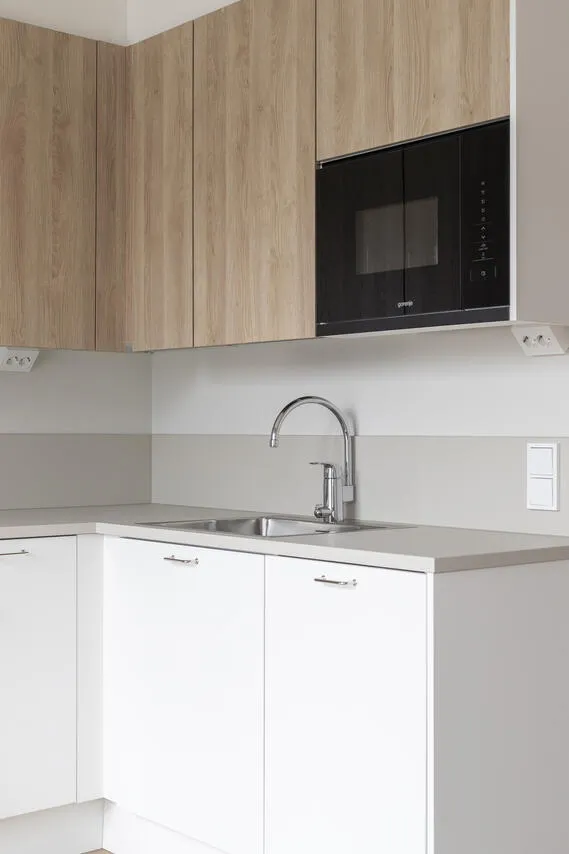 Cucina - Modern Studio with Green Setting in Postipuisto