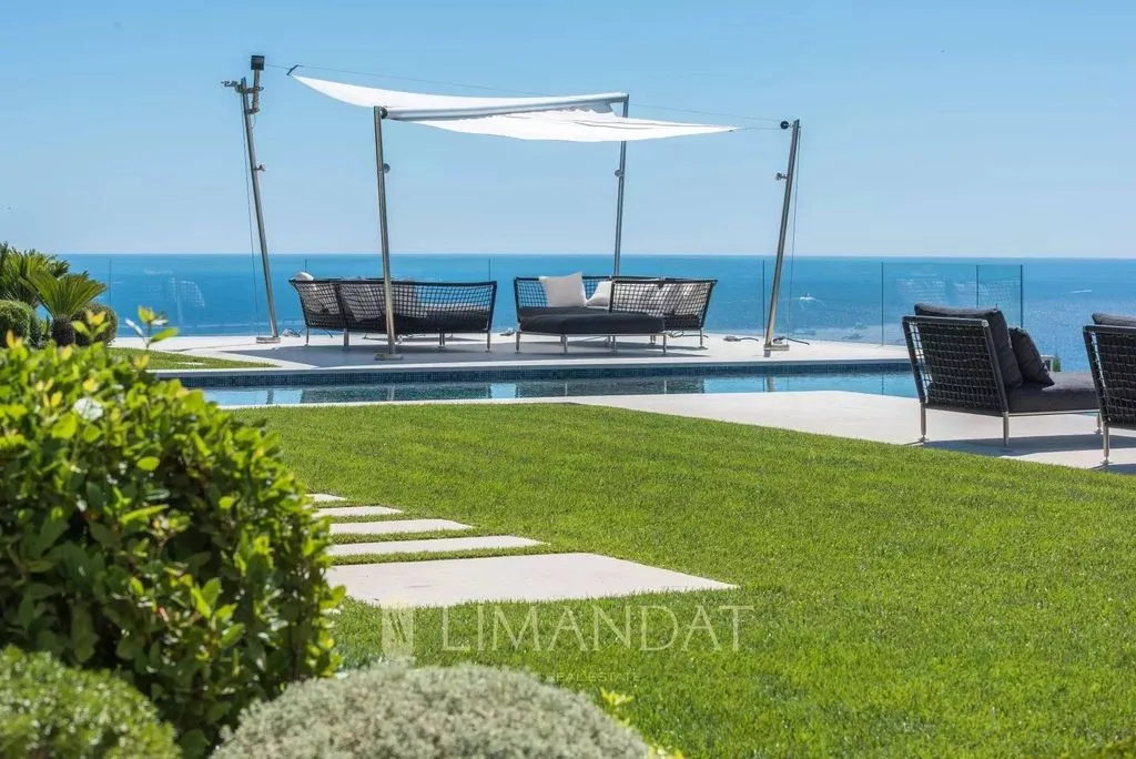 Bassein - Luxury Villa with Sea View in Grimaud