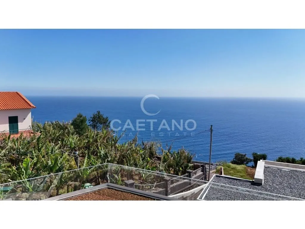 Terrasse - Contemporary Villa with Ocean View in Calheta, Madeira