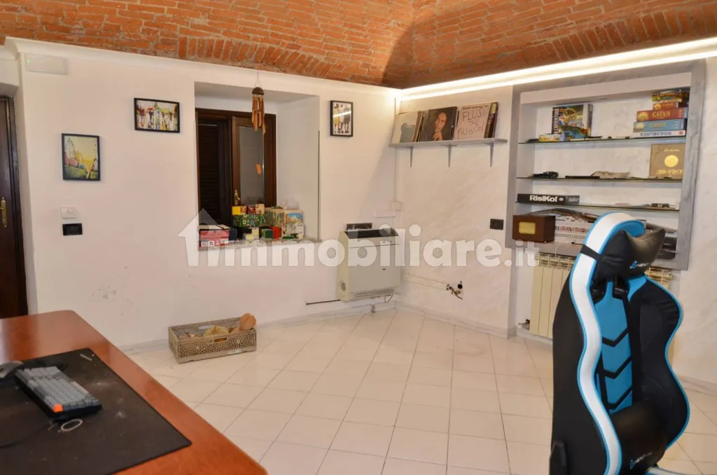 Kabinet - Terraced House with Private Terrace in Levone