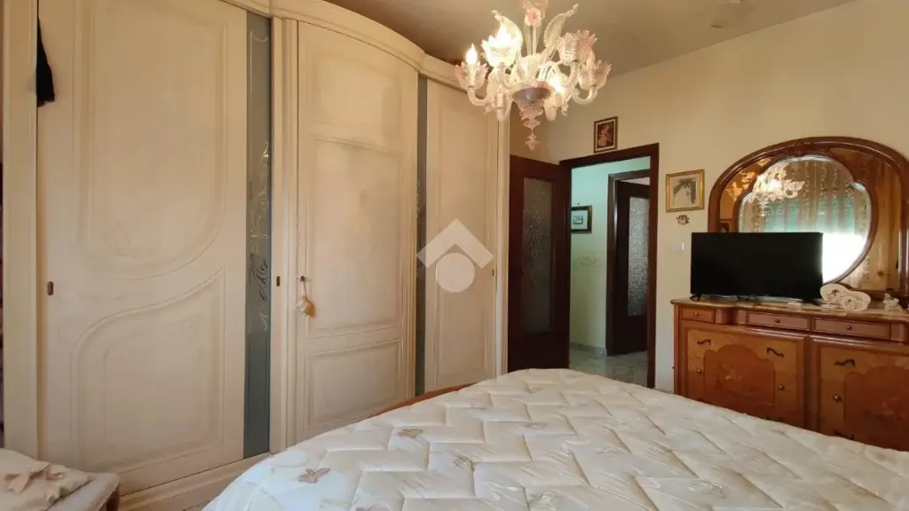 Chambres - Third Floor Flat with Balcony in Villagrazia
