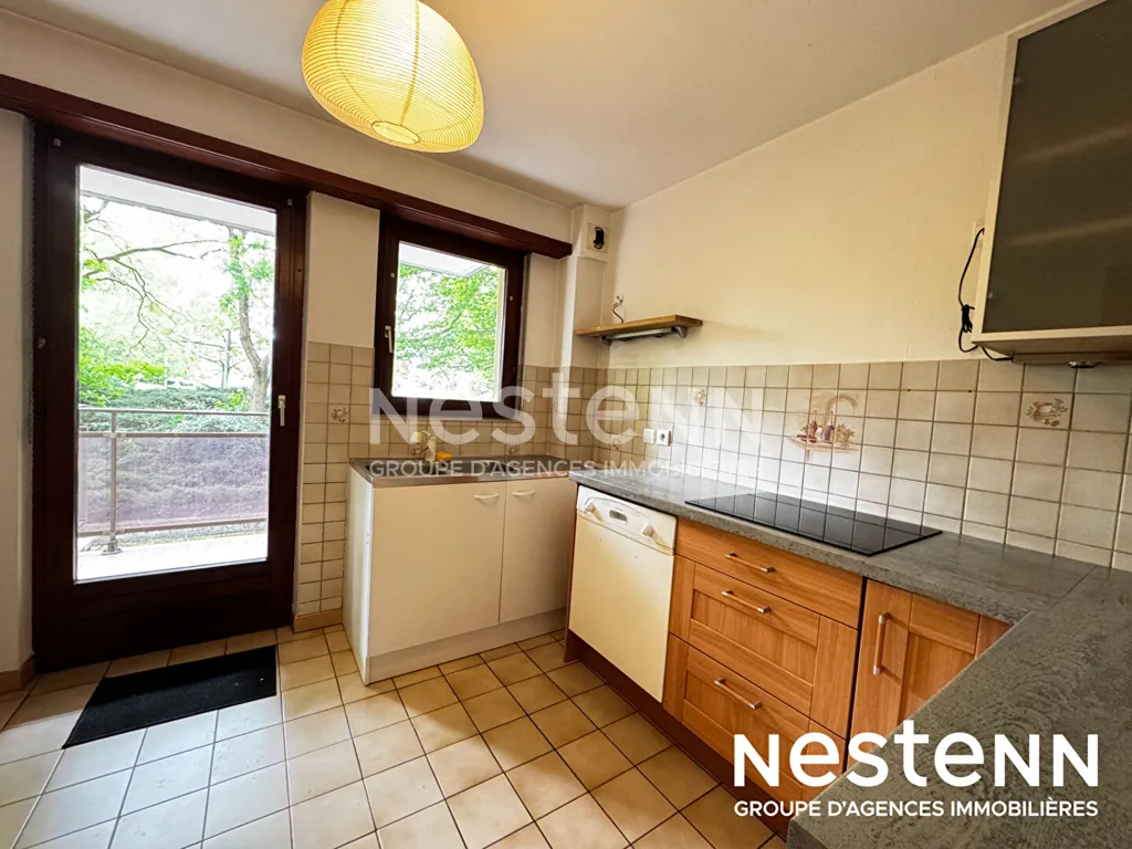 Köök - Charming 3-Bed Flat with Balcony in Haguenau