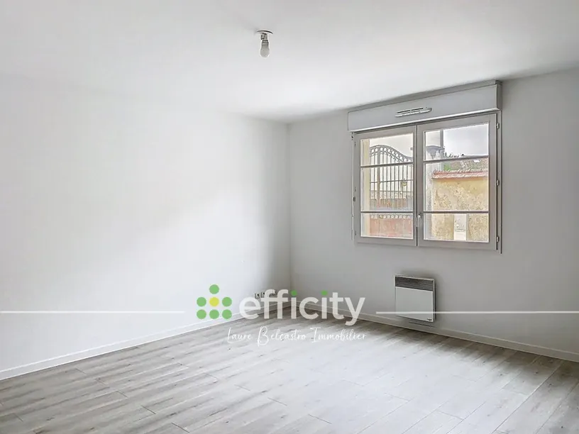 Toad - Renovated 3-Bed Flat in Brie-Comte-Robert