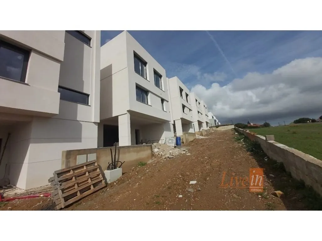 Välivaade - Modern Detached House with Garden in Mafra
