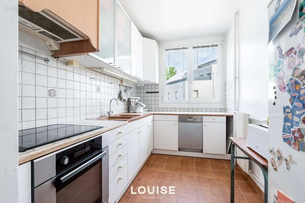 Cucina - Apartment with Balcony in Chaville