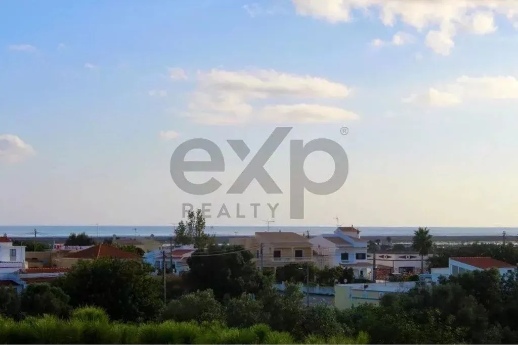 Detached Villa with Sea View in Moncarapacho