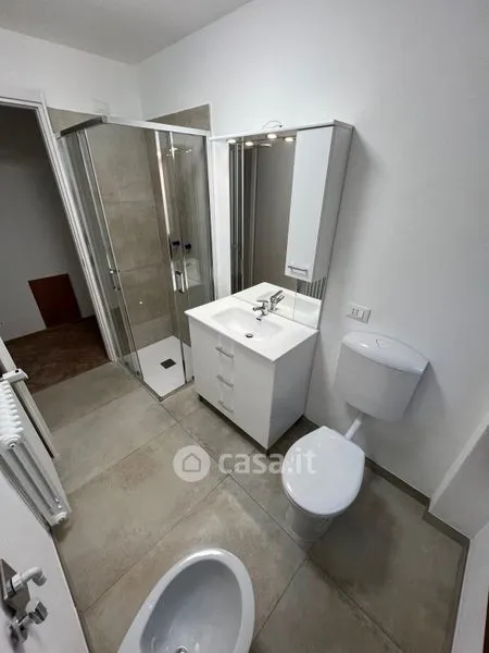 Vannitoad - Rented Flat with Parking in Tricesimo Centre
