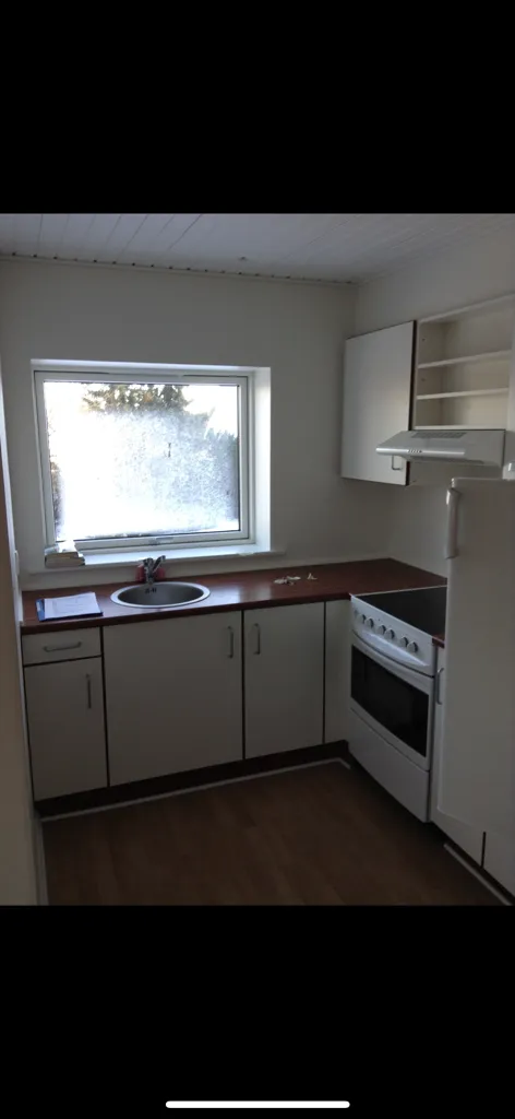 Köök - One-Bedroom Flat with Laundry Access