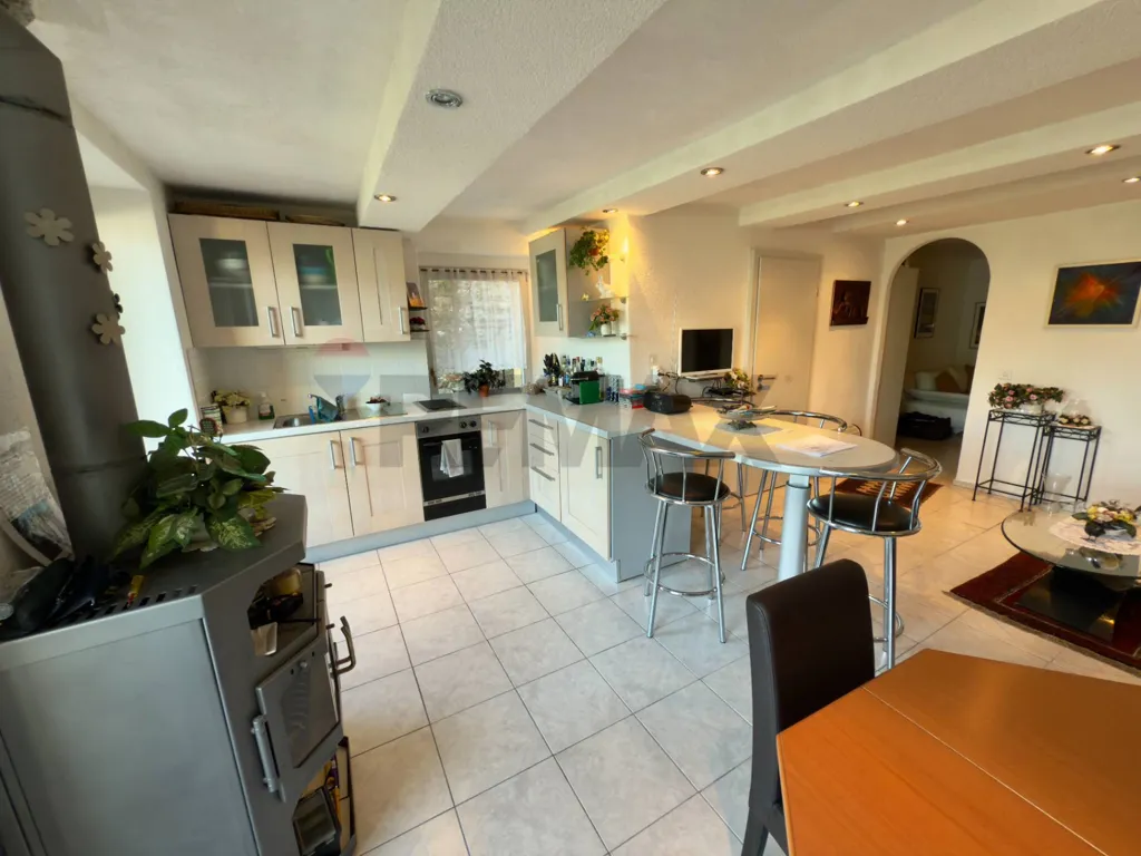Cuisine - Rustic-Style Apartment with Lake View in Sant'Agata