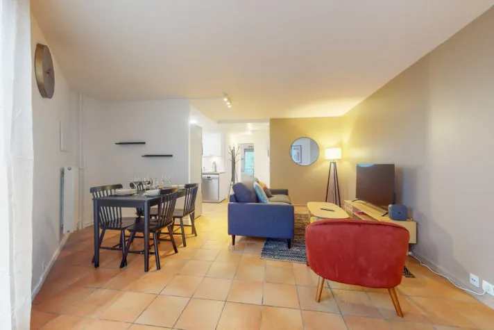 Elutuba - Private Room with Shared Facilities in Nanterre