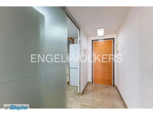 Esik - Apartment with Garage in Russafa–Eixample, Valencia