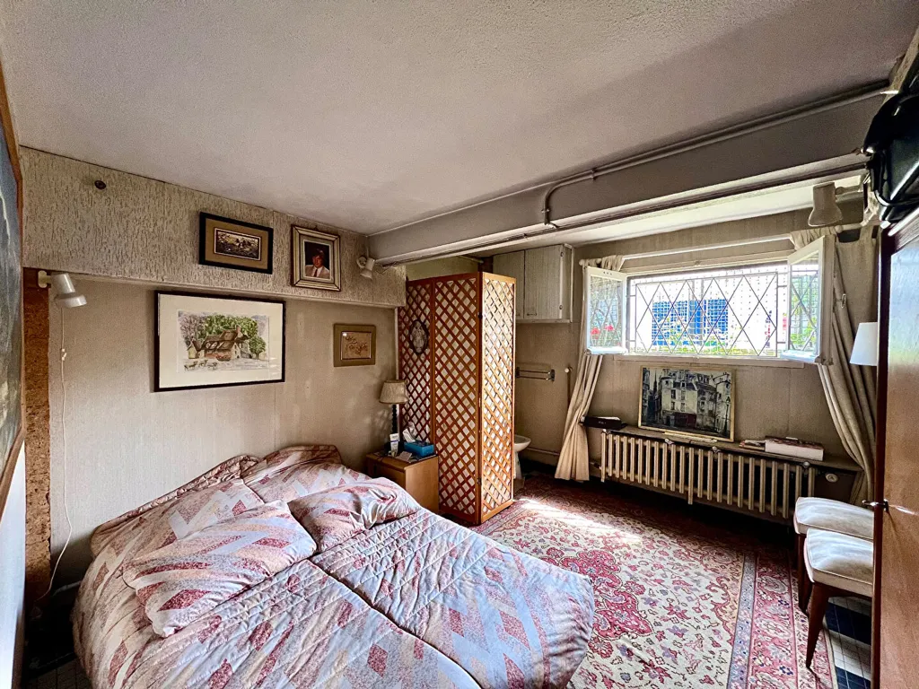 6-toaline maja asukohas SEVRES
