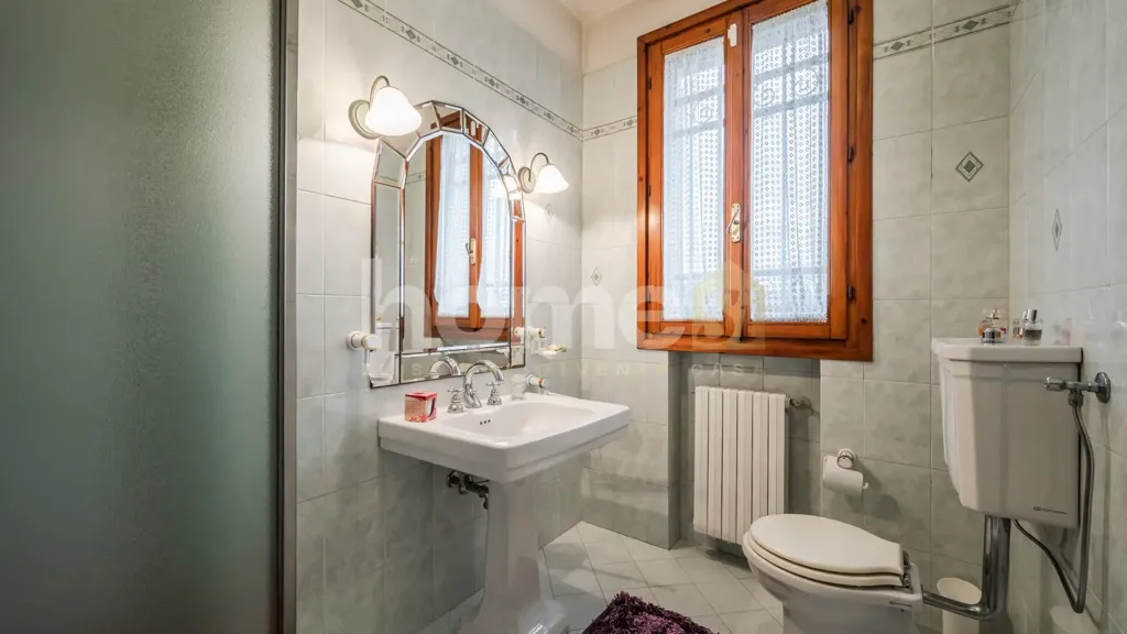 Vannitoad - Luxury Villa with Garden in Modena