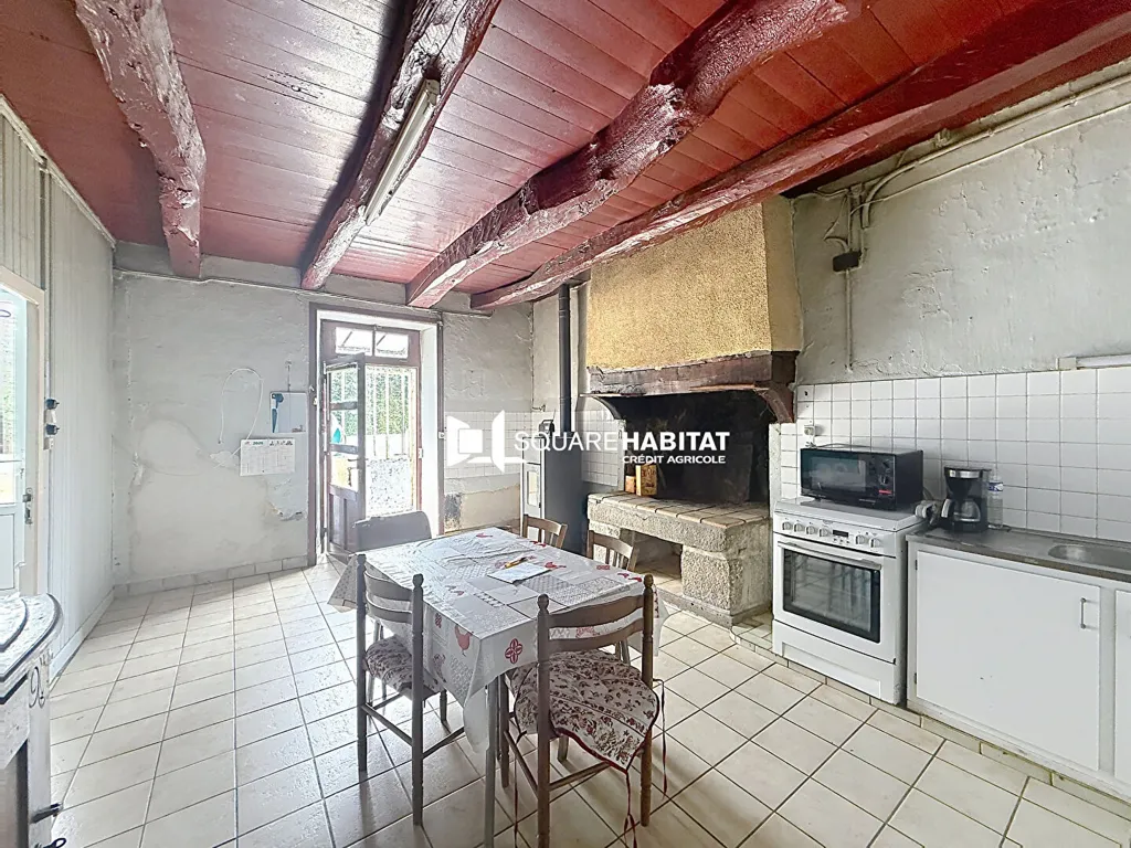 Cuisine - Maison à Rénover avec Dépendances à Rouillac