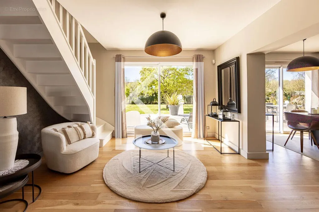 Elutuba - Luxury House with Large Terrace in Le Mans