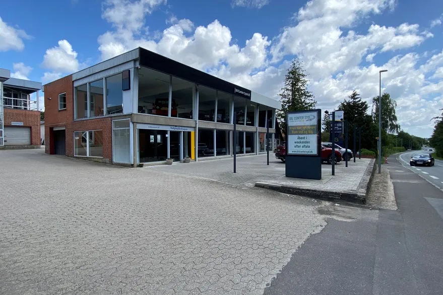 Välivaade - Showroom with Two Floors near Main Road