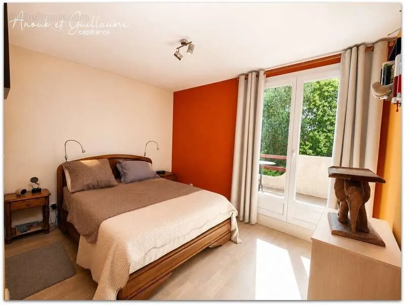 Chambres - Villa Familiale avec Piscine à Roujan