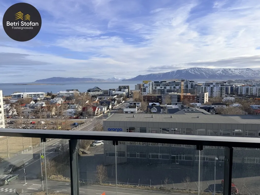 Balcone - Apartment with Balcony in Reykjavik