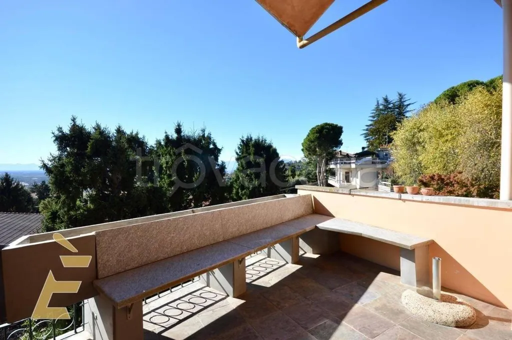 Terrass - Penthouse with Panoramic View in Moncalieri