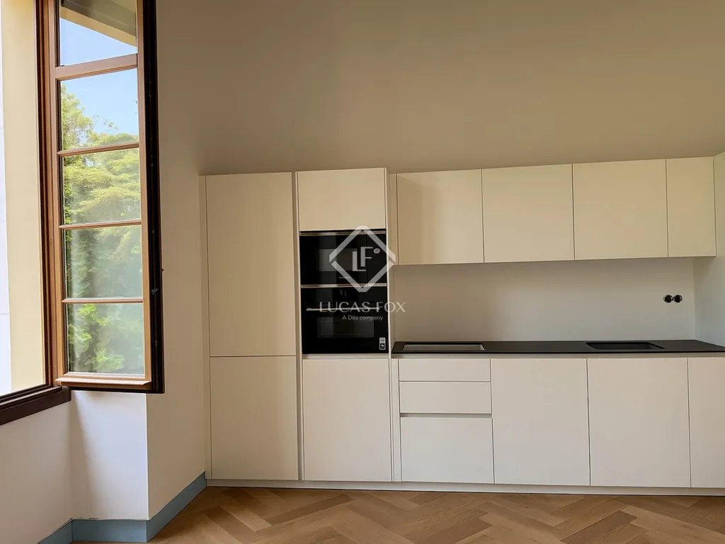 Cuisine - Studio Apartment with Pool in Malaga Este