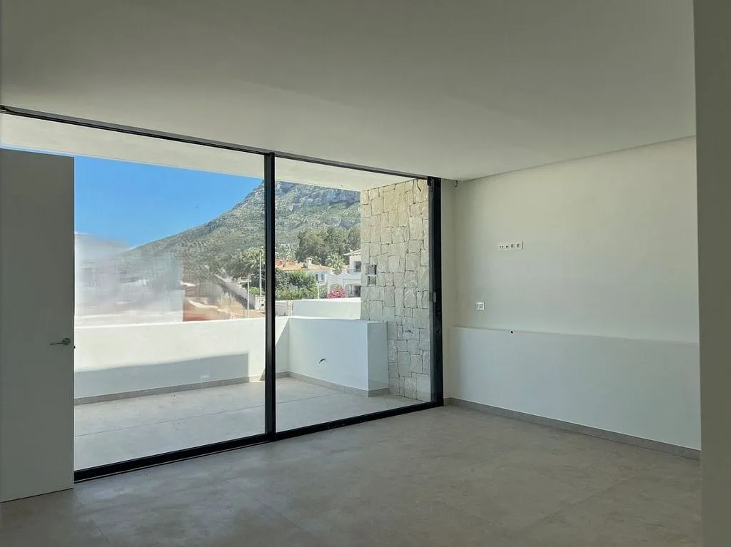 Elutuba - Contemporary Villa with Pool in Dénia