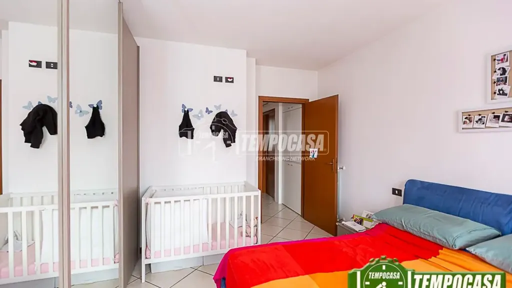 Chambres - 3-Bedroom Apartment with Balcony in Spino d'Adda