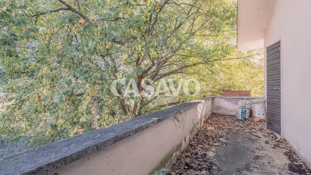 Balcony - Bifamiliar Villa with Garden in Formello