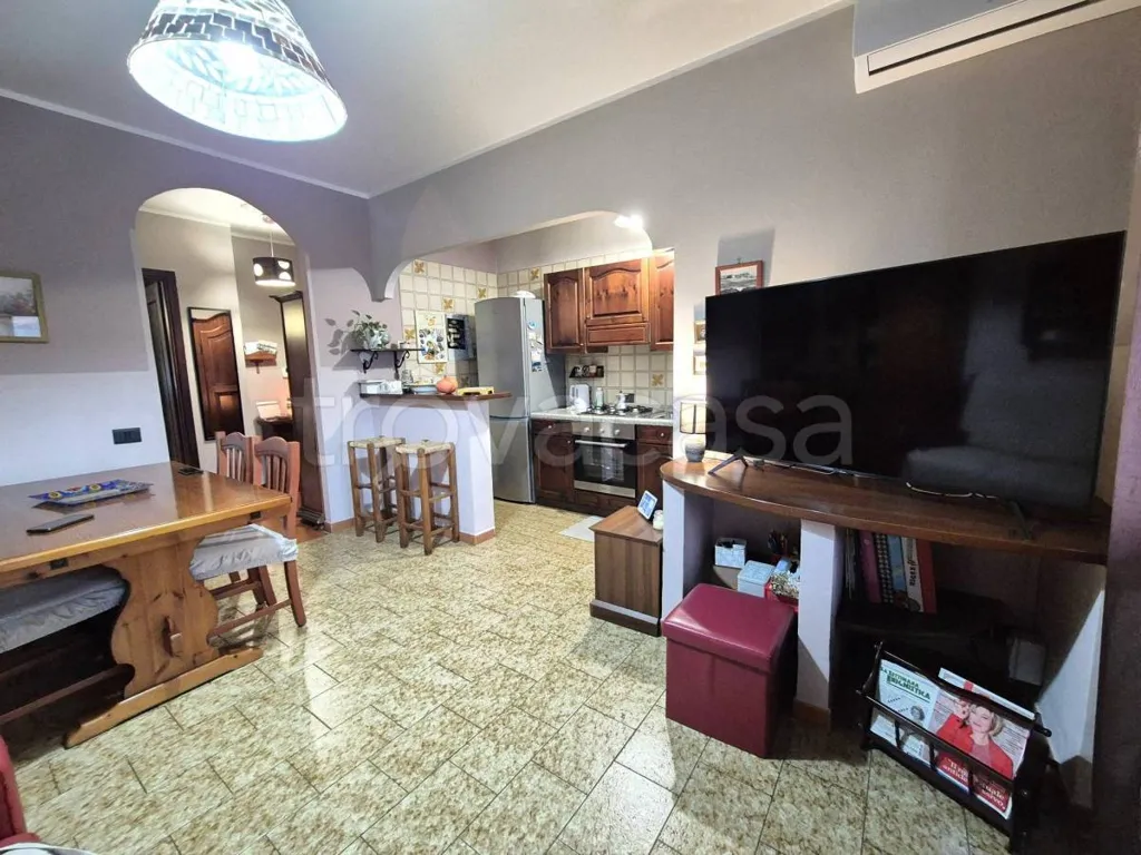 Salle à manger - Two-Storey Apartment with Balcony in Vinovo