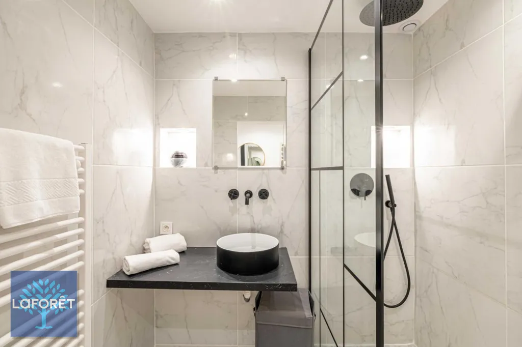 Bagni - Renovated 2-Bed Apartment in Cannes