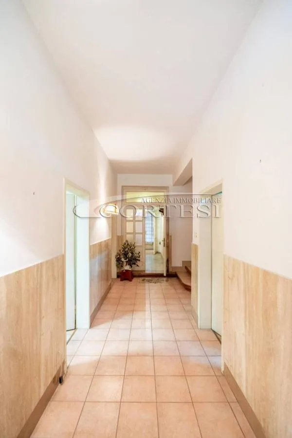 Esik - Three-Unit House with Private Garden in Città di Castello