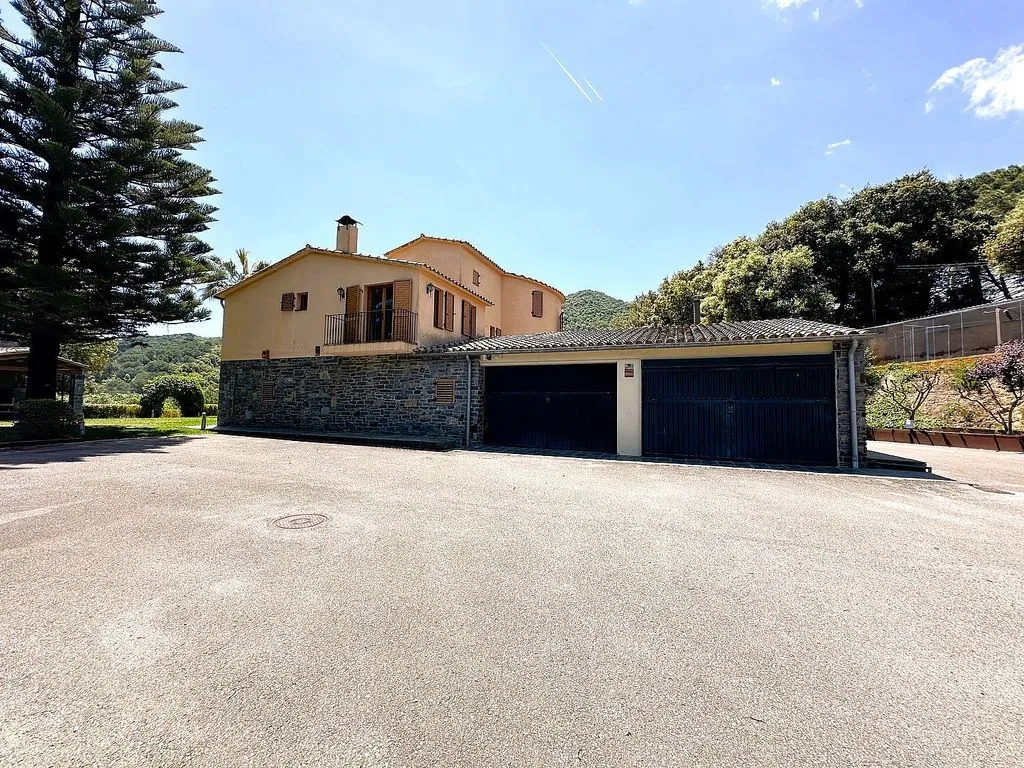 Extérieur - Luxury House with Panoramic Views in Arenys de Munt