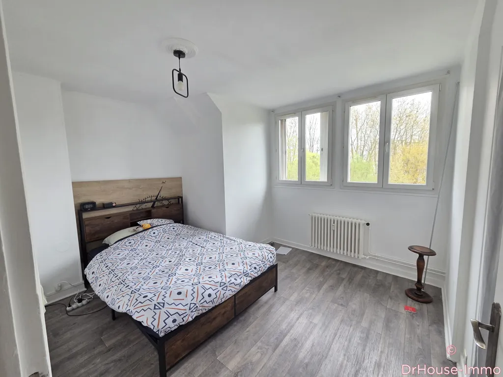 Chambres - Appartement avec Revenus Locatifs à Troyes