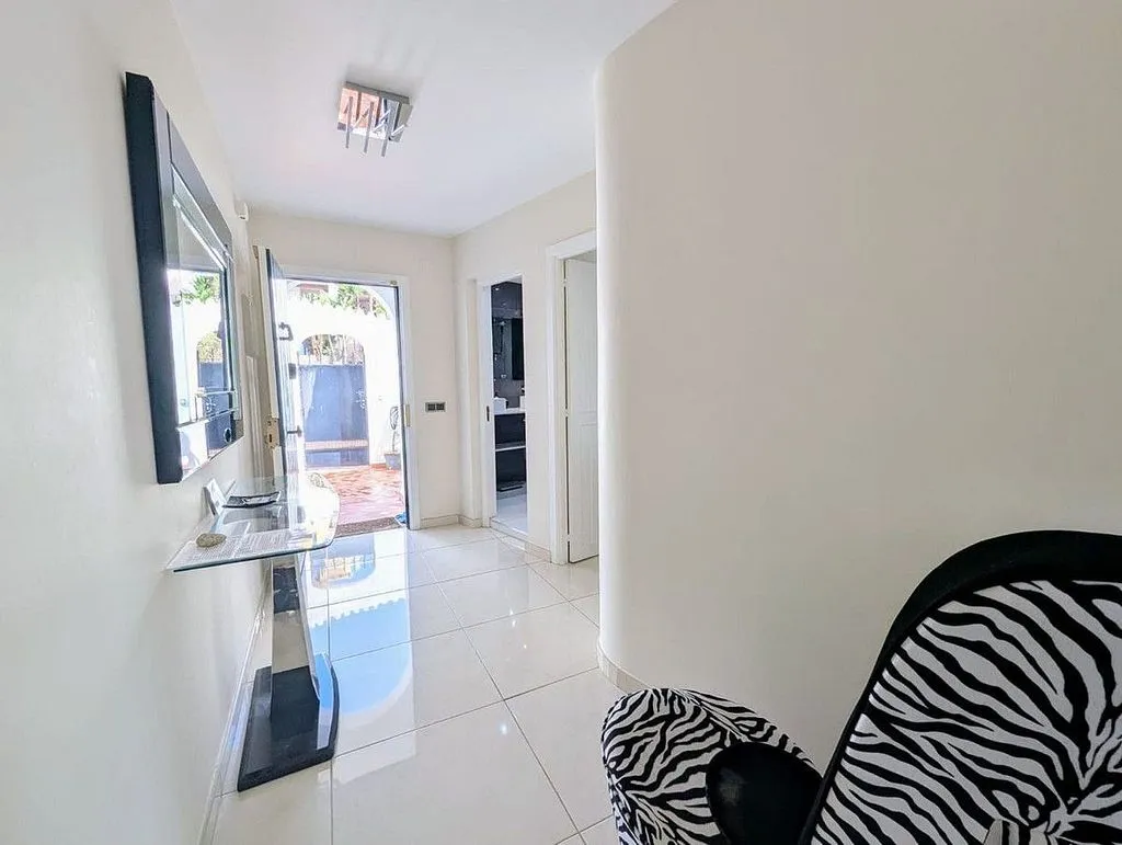 Esik - Penthouse with Pool in Puerto Cabopino