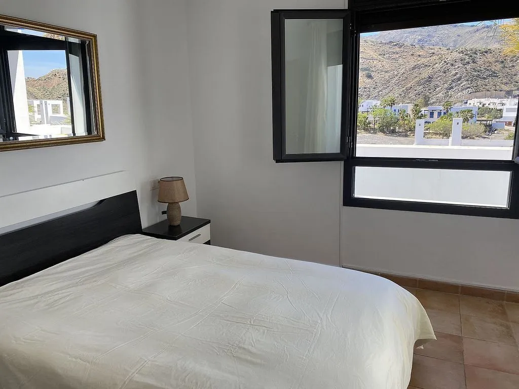 Bedrooms - Semi-detached House with Pool in Macenas