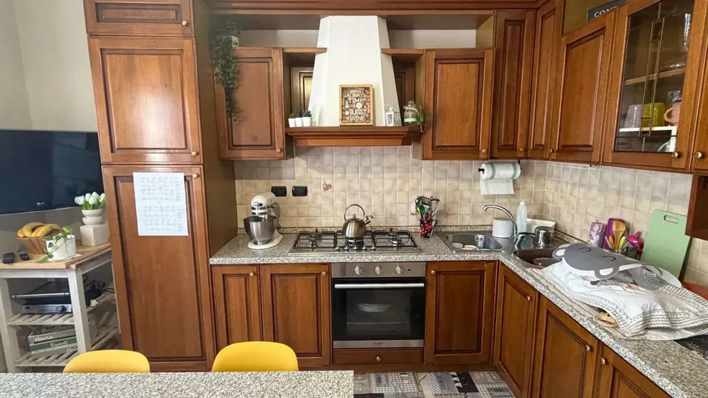 Cuisine - Armed Apartment with Mountain View in Cavour