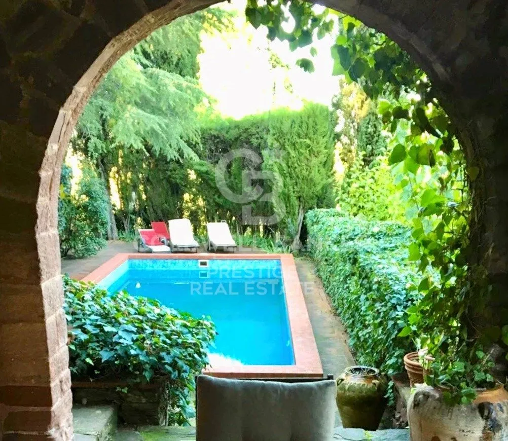Piscina - Luxury Farmhouse with Pool in Castellví de Rosanes