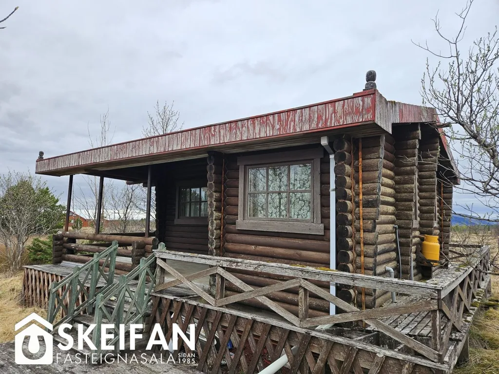 Extérieur - Timber Cabin with Workshop in Hraunborgir