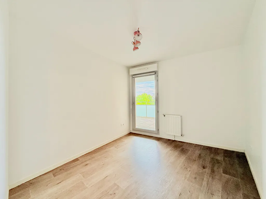 Pièces - Appartement 4 Pièces avec Terrasse à Créteil