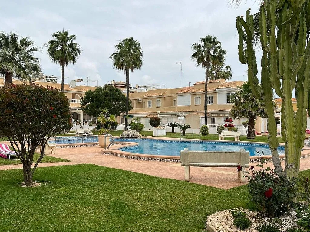pool_area