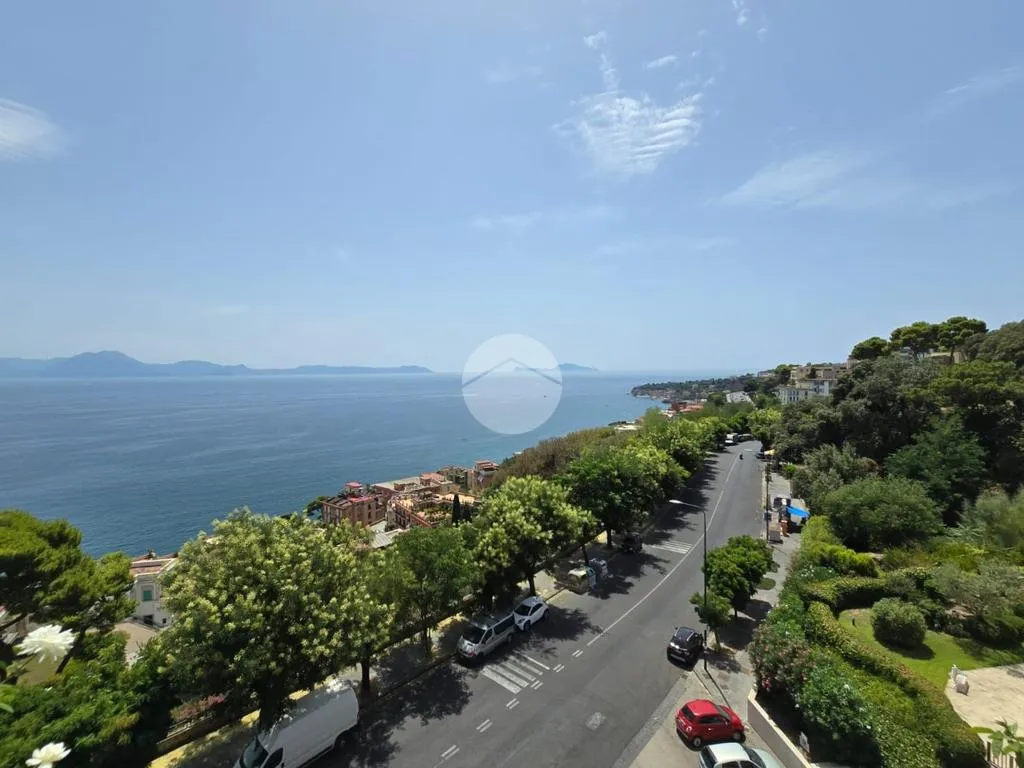 Penthouse with Sea View in Naples
