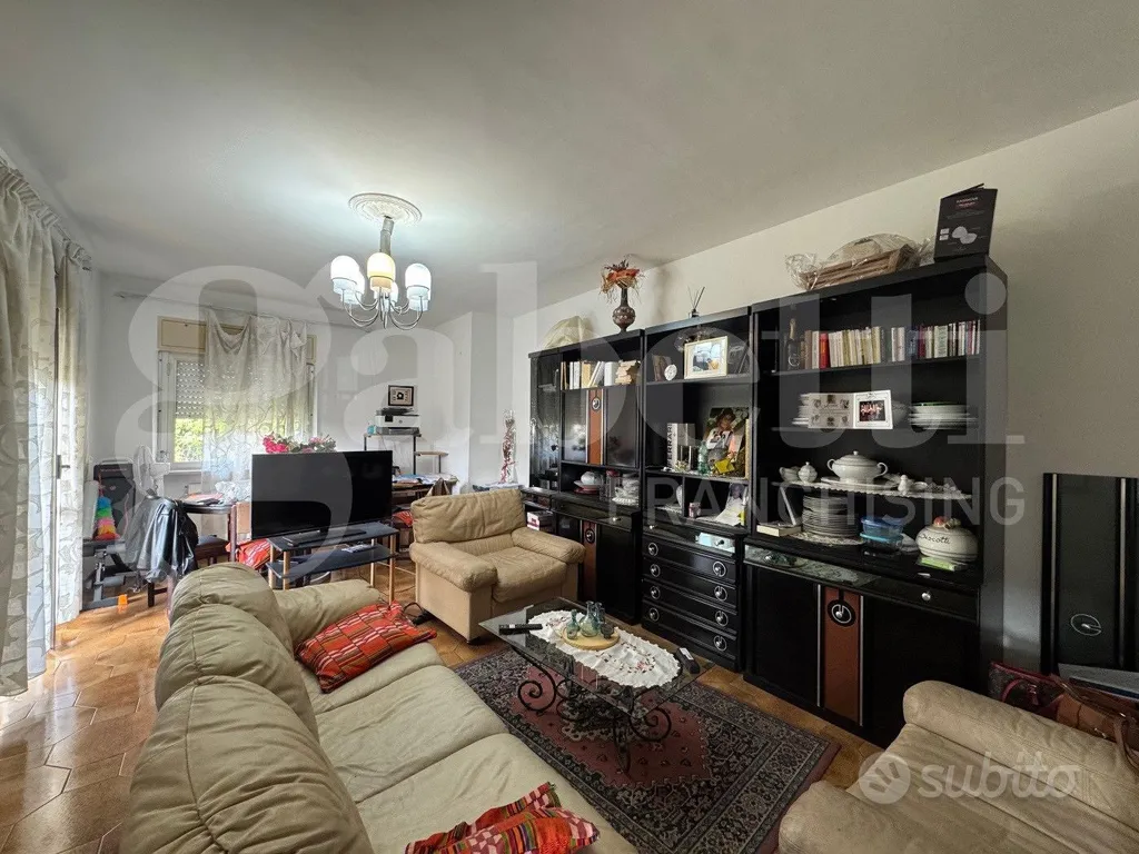 Séjour - Apartment with Balcony in Orte, VT
