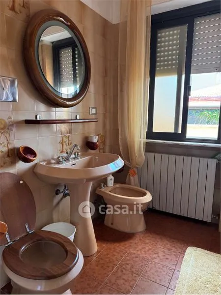 Bathrooms - Spacious Apartment near Sea in Pescara