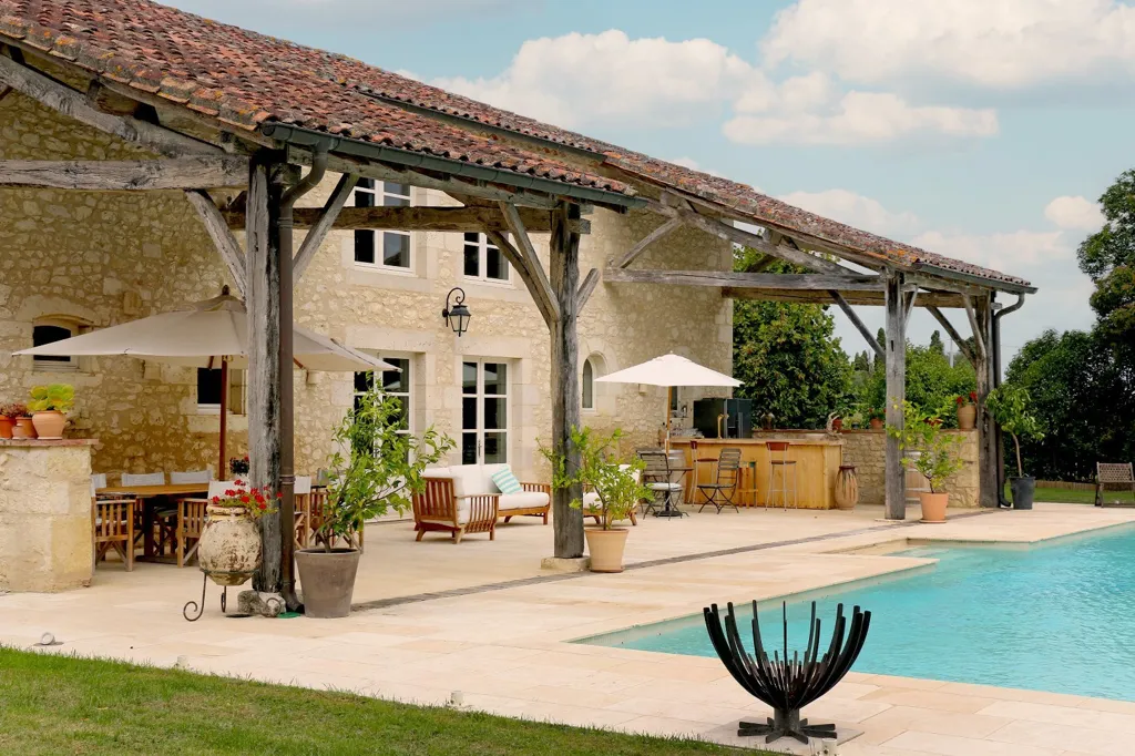 Piscine - Château avec Vue sur les Pyrénées près de Toulouse